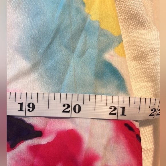 Zanzea, 10, Lightweight, Adjustable Straps, Pull-On, Excellent Condition! - Picture 7 of 9